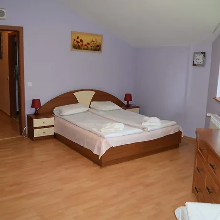 - Different Locations In 波罗维茨